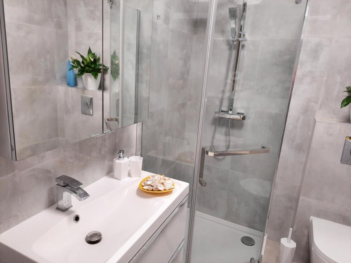 Apartament Amber Comfort Z Prywatnym Miejscem Parkingowym Колобжег Екстер'єр фото