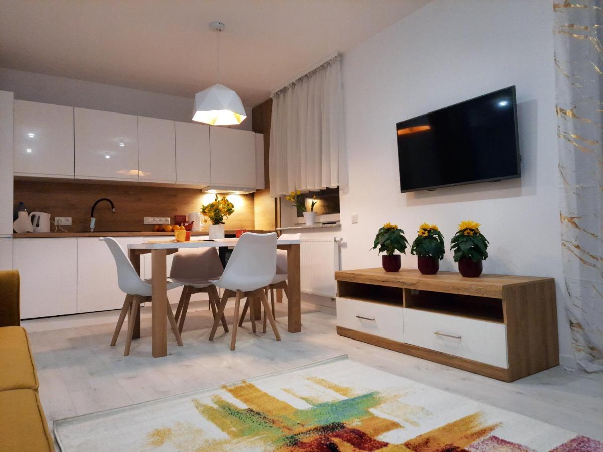 Apartament Amber Comfort Z Prywatnym Miejscem Parkingowym Колобжег Екстер'єр фото
